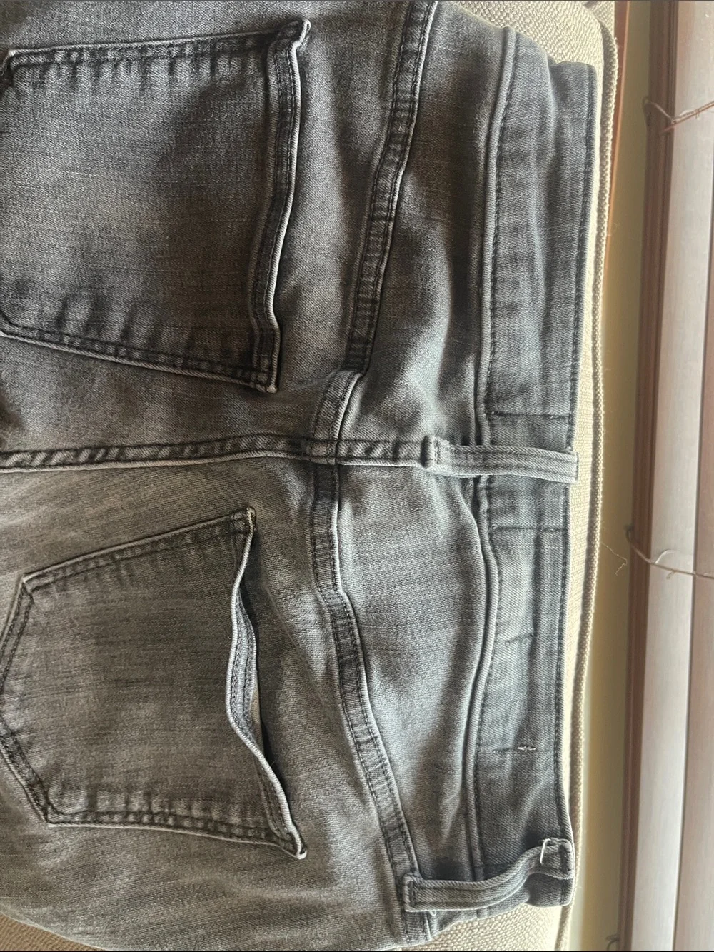 Universal Thread Men's Slim Straight Jeans in Gray Wash